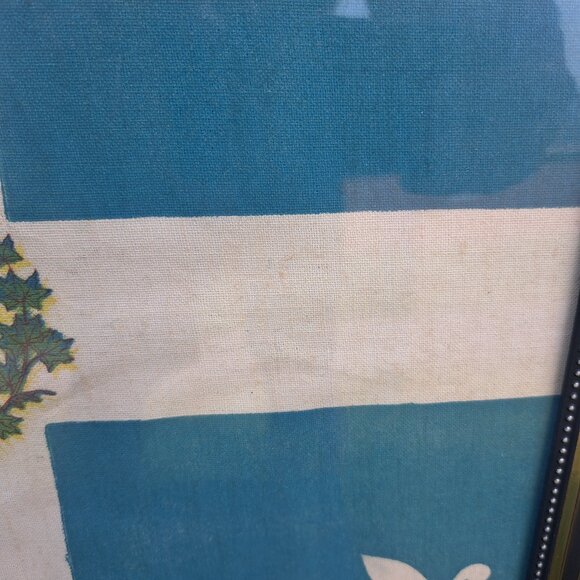 Vintage Framed Catholic Processional Flag Sacred Heart Carillon - Picture 6 of 11